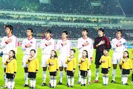 巴萨vs贝蒂斯首发：安东尼PK亚马尔，拉师傅、佩德里先发